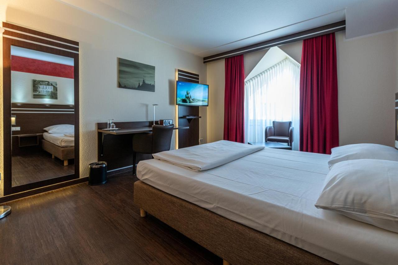 Hotel Am Stern Брюль Экстерьер фото